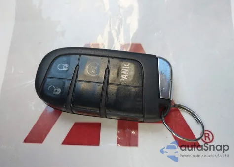 2015 Jeep Renegade Latitude z USA, uszkodzony, nr VIN ZACCJBBTXFPC27826